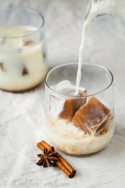 bebida refrescante verano hielo te helado