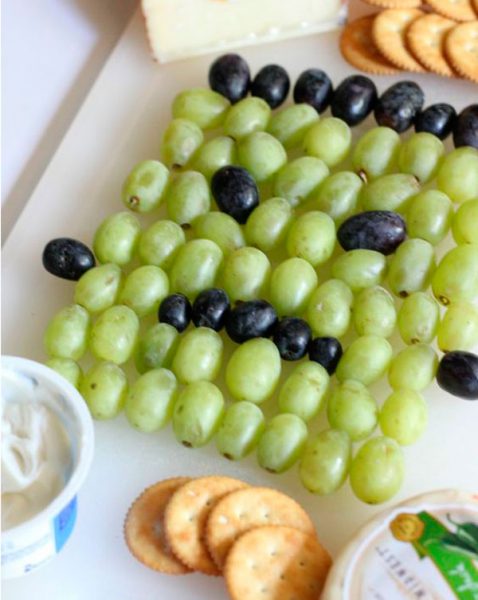 comida sana receta fácil presentación fruta monstruo halloween healthy uvas merienda