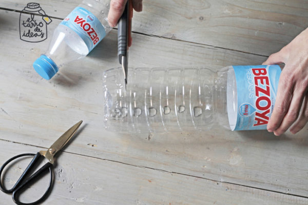 meseros como reciclar botella agua plastico reutiliza