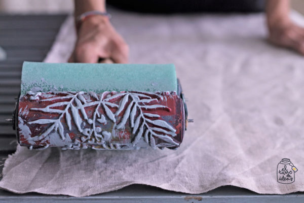 mesa, tutorial, paso a paso, pintar muebles, muebles de jardín, antes y después, handmade, pintura, azul, efecto tiza